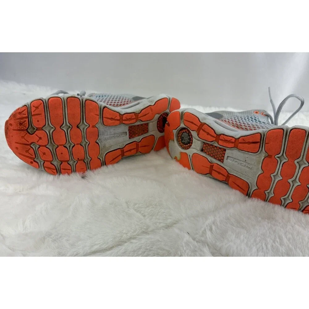 Under Armour HOVR Infinite  Running Shoes Womens Size 7  Sneakers Athletic Gym.